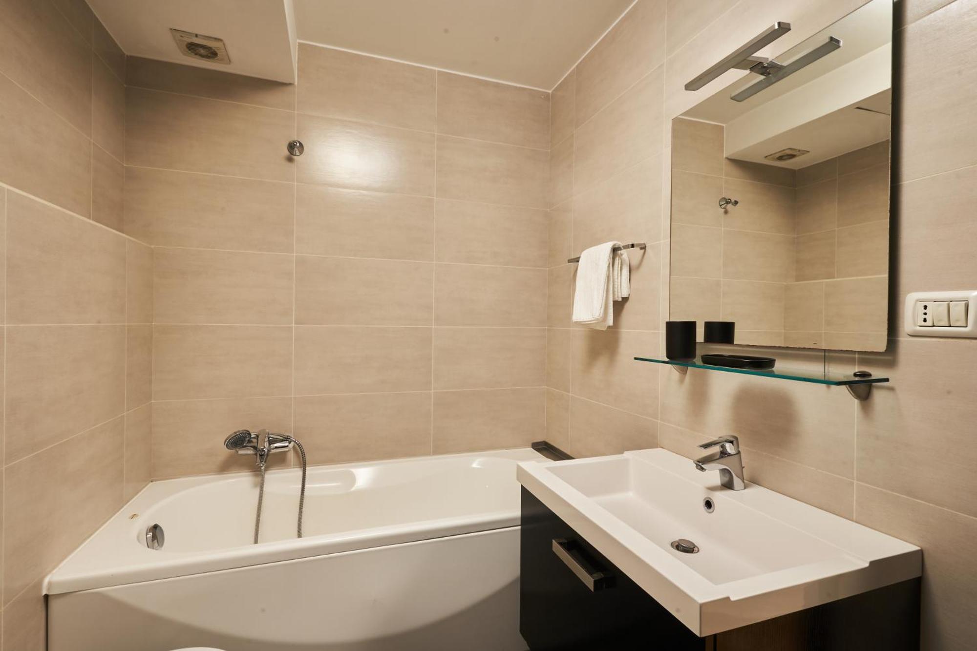 Gallery Suite The Turin Center Apartment 5 Floor, Free Garage, Big Terrace Eksteriør bilde